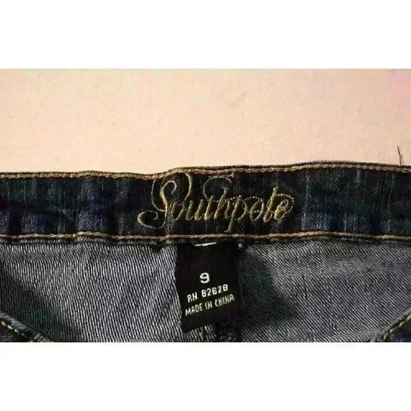 Southpole Denim Bermuda Cuffed Shorts Gold Embellished Y2K Shorts Juniors Size 9 - Picture 7 of 9